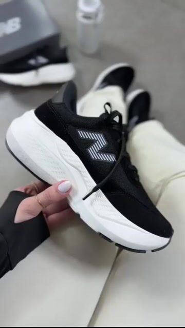 Video de TÊNIS NB NUVEM PRETO