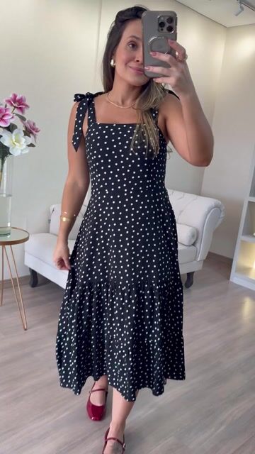 Vídeo de Vestido Duda - Preto Poá