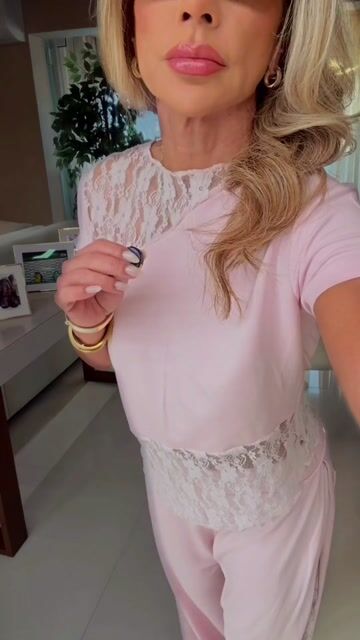 Vídeo de Regiane Yamamoto Store