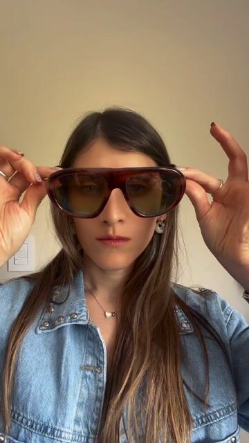 Video de Capri Carey Lente Degrade