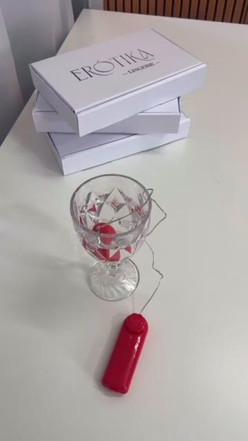 Vídeo de ERÓTIKA LINGERIE