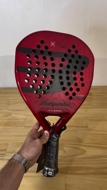 Video de Paleta Bullpadel XPlo Comfort 2025 Martín Di Nenno