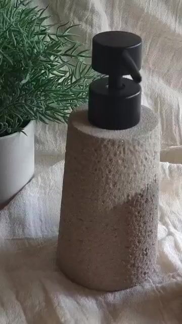 Video de Juego de Dispenser y Portacepillo Arena