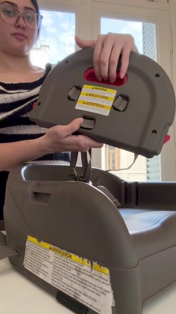 Video de Graco | Booster silla alta portatil marron respaldo 2 posiciones