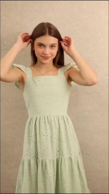 Video de Vestido em Laise Sol 8898
