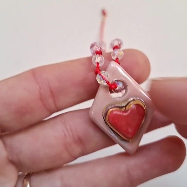 Video de Pulsera corazón rombo