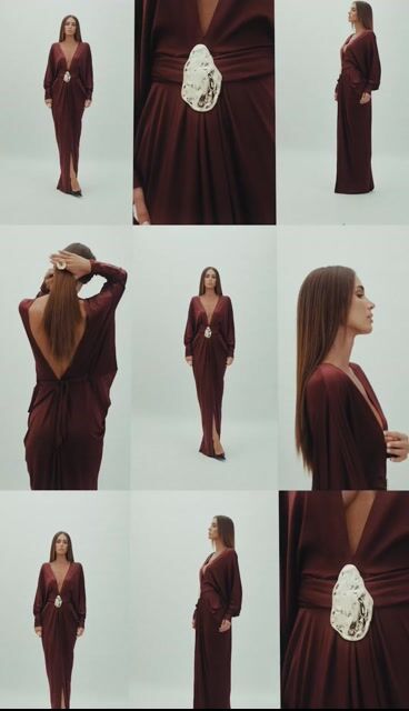 Video de VESTIDO INGRID COM MANGAS AMPLAS E DECOTE PROFUNDO