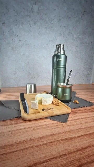 Video de Set 3 Pzs Hudson Mate Vaso Con Bombilla + Termo 1 Lts Acero