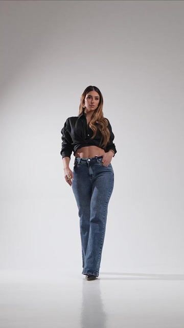 Video de Calca Fem. Boot Cut Com Bordado - 5001