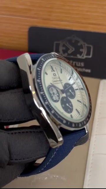 Video de Omega Speedmaster 45mm - AÇO/MOSTRADOR BRANCO - NYLON - (SNOOPY)