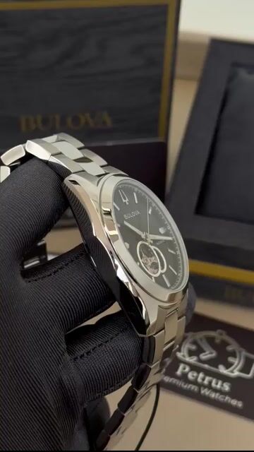Video de Bulova Surveyor Open Heart 96A270 42mm - AÇO/MOSTRADOR PRETO