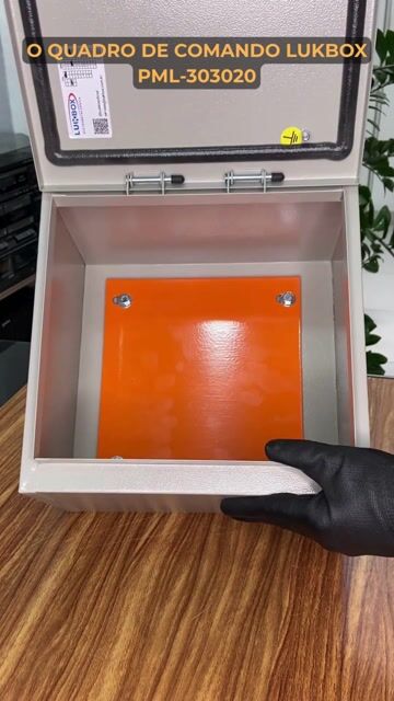 Vídeo de QUADRO DE COMANDO 300X300X200MM SEM FLANGE LUKBOX