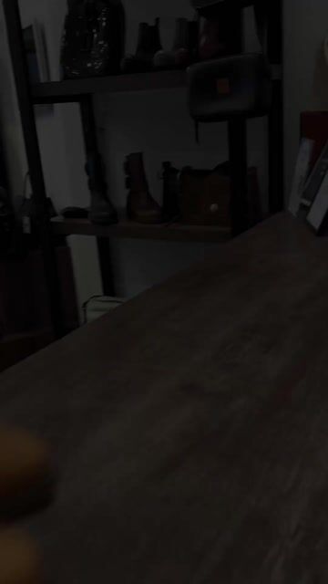 Video de SOLEMNIA SHOES