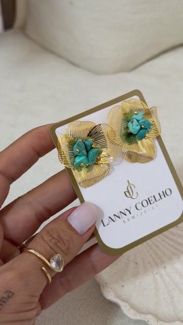 Vídeo de BRINCO FLOR ESTILIZADA