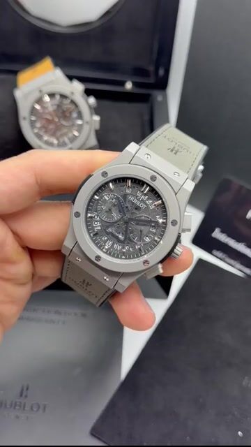 Video de Hublot Classic Chrono 45mm - Mostrador skeleton