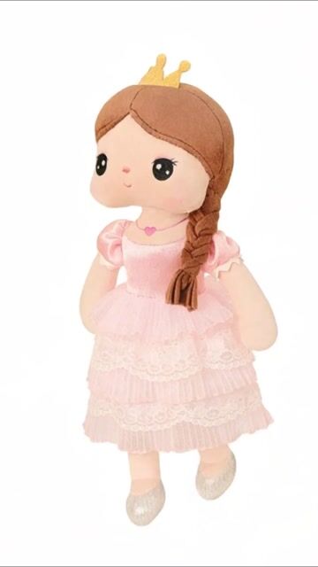 Video de METOO DOLL - BONECA ANGELA 40CM PRINCESA - ROSA COM TRANÇAS