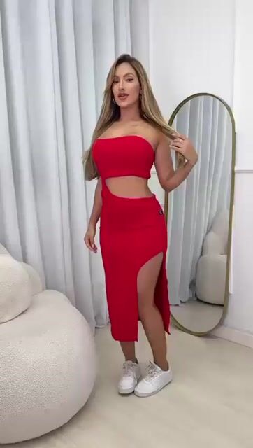 Vídeo de VESTIDO ANARRUGA