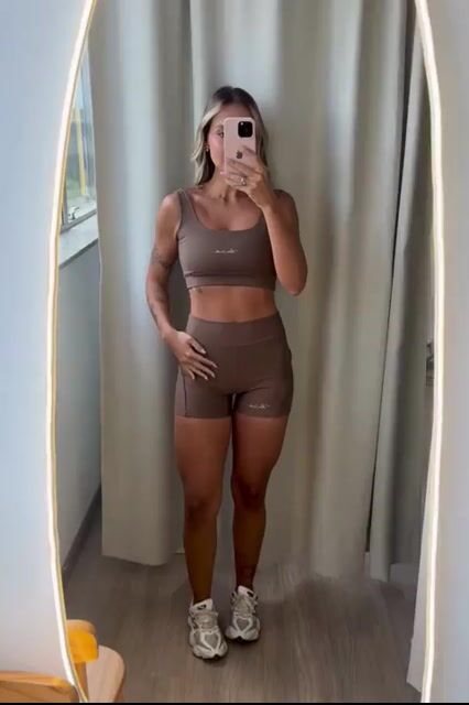 Vídeo de VITORIA CARVALHO MODA FITNESS