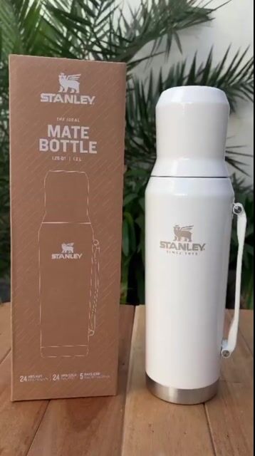 Video de Stanley Termo Ideal Mate Bottle 1.2lts