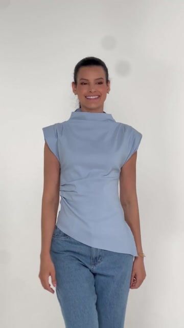 Vídeo de BLUSA ASSIMETRICA REBECA