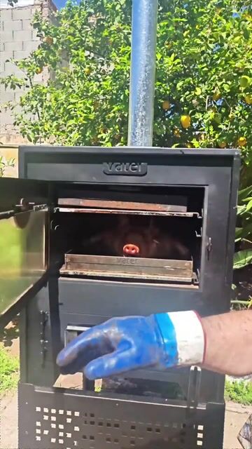 Video de Horno a leña Premium – para apoyar, 2 lechones