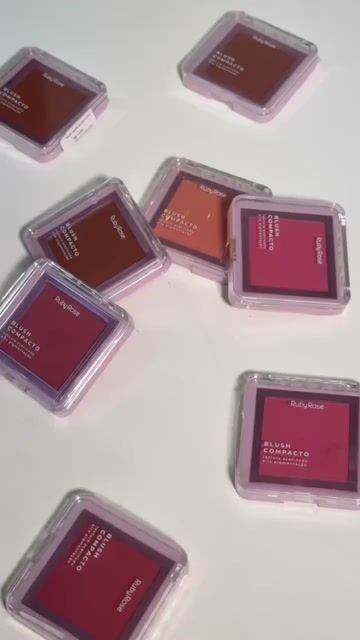 Video de Blush Compacto Ruby Rose