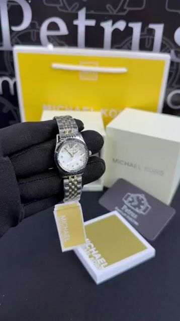 Video de Michael Kors Lexington MK4740 26mm - Aço/Mostrador Branco