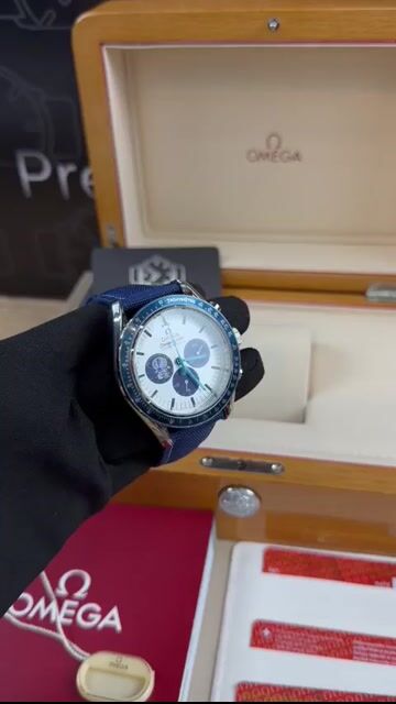 Video de Omega Speedmaster 45mm - AÇO/MOSTRADOR BRANCO - NYLON - (SNOOPY)