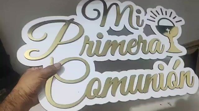 Video de Letrero 2 Capas Mi Primera Comunion 60 x 40 Cm