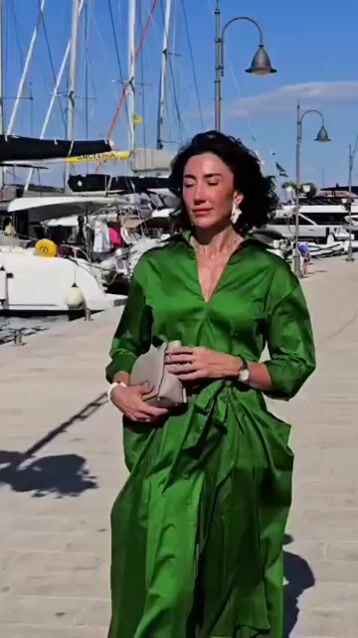 Video de Regina Romero Swim & Resortwear