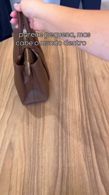 Video de Bolsa Feminina Elegante Uso Casual Com Alça de Ombro
