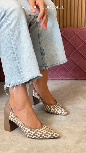 Vídeo de Scarpin Tresse Couro Off e Fendi