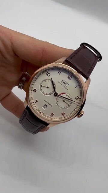 Video de IWC Chronograph 43mm - AÇO ROSE/MOSTRADOR BRANCO - COURO