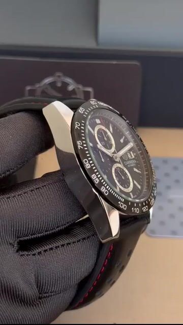 Video de TAG Heuer Carrera 44mm - AÇO/MOSTRADOR PRETO - COURO