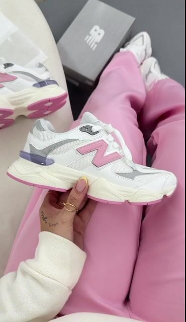 Vídeo de NB 9060 Branco e rosa Lançamento (OPORTUNIDADE)