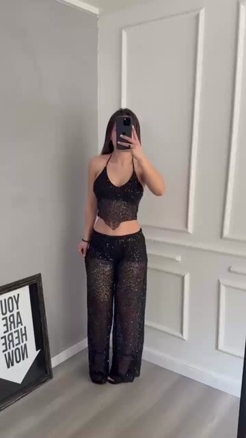 Video de Camelia Showroom