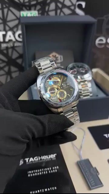 Video de TAG Heuer Fórmula 1 43mm - AÇO/MOSTRADOR PRETO