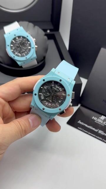 Video de Hublot Classic Chrono 45mm - AÇO AZUL/MOSTRADOR PRETO - SILICONE