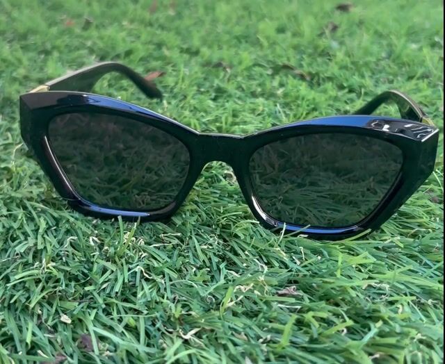 Video de FERRARA BLACK LENTE NEGRO DEGRADE POLARIZADO