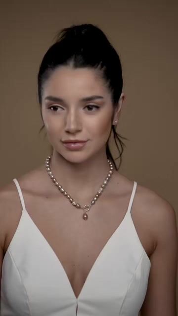 Vídeo de Perla Bella