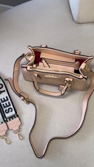 Vídeo de Bolsa Estruturada Lavinia