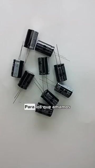 Video de Pack X10 Unidades Capacitor Electrolítico 1000uf 35v 13x21mm