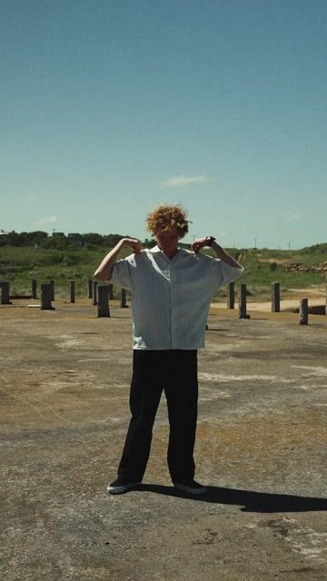 Video de Wayfarer | Ropa de Hombre y Unisex + Accesorios de moda