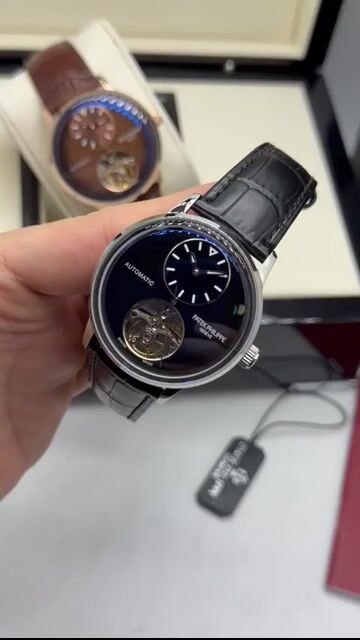 Video de Patek Philippe Tourbillon 42mm - AÇO/MOSTRADOR PRETO - COURO