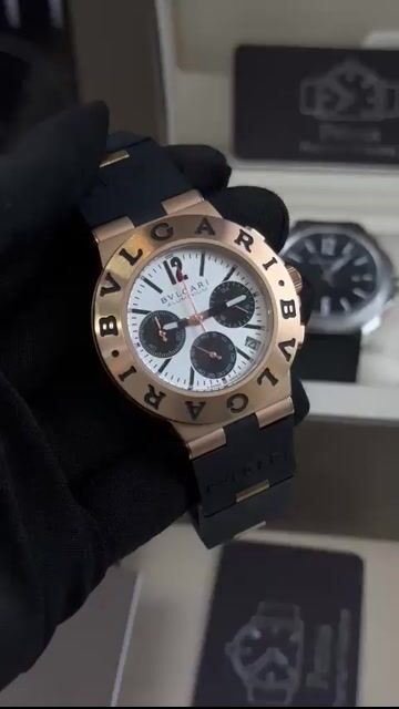 Video de Bvlgari Aluminium Chronograph 40mm - Aço/Mostrador Branco - SILICONE