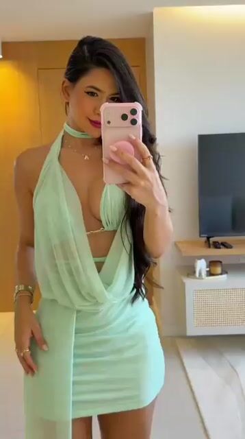 Vídeo de Vestido + Cropped