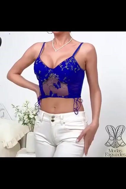 Video de Cropped Blusa Curta Crop Top Sutiã Telinha Transparente