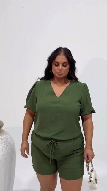 Vídeo de Conjunto Duna Plus Size Neiva