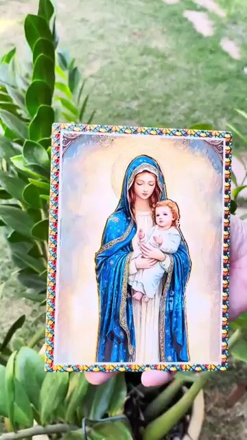 Video de Quadro de mesa Nossa Senhora com o Menino jesus - Vitral- 20cm