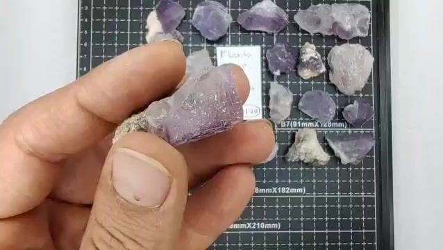 Video de 400 gr Fluorita Cúbica 18 Piezas Minerales de Colección
